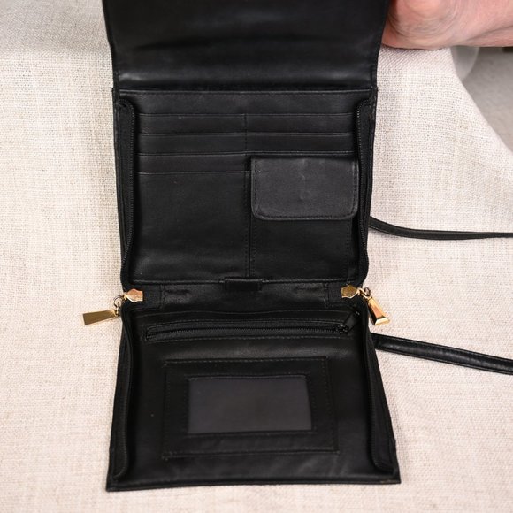 Black Leather Cross Body Bag - Picture 5 of 8